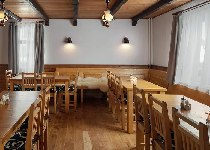 U Komarku بيت ضيافة 3*