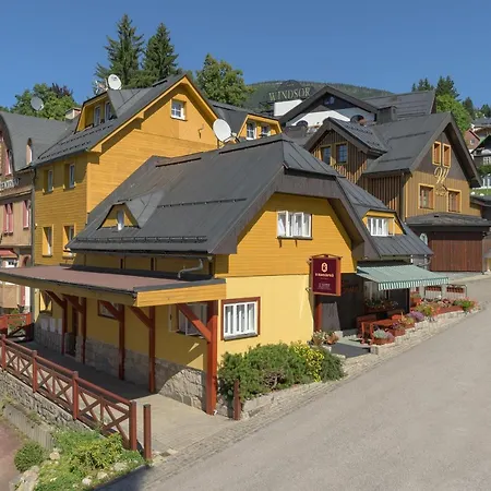 U Komárků Casa de hóspedes Špindlerŭv Mlýn